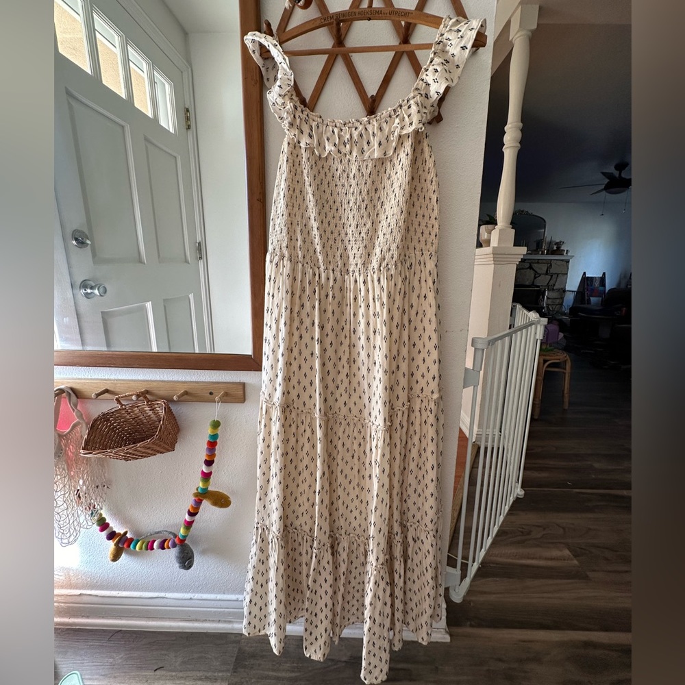 Old navy fit and flare Ruffle tiered dress